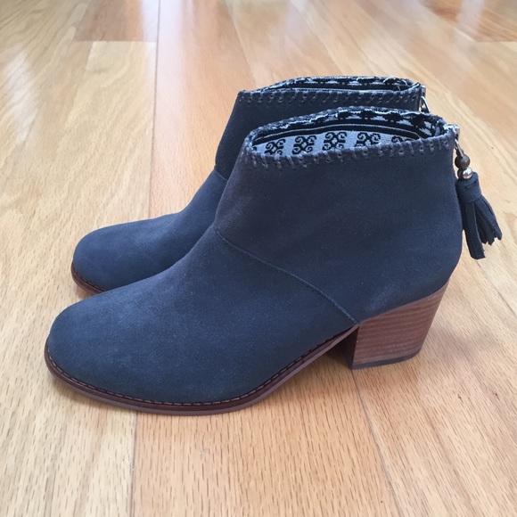 Toms Shoes - NEW Toms Leila grey suede bootie, size 6